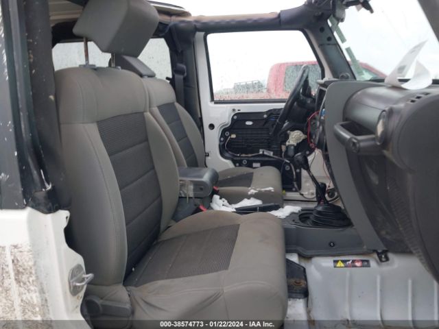 Photo 4 VIN: 1J4BA6D16AL109777 - JEEP WRANGLER 