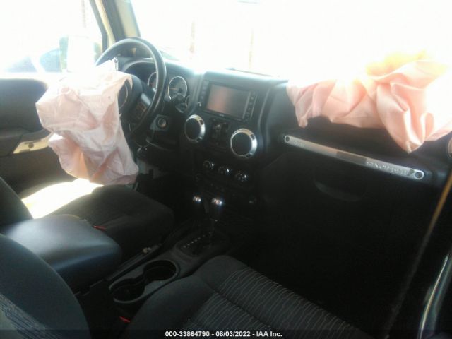 Photo 4 VIN: 1J4BA6H10BL623197 - JEEP WRANGLER UNLIMITED 