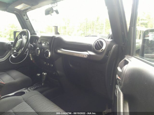 Photo 4 VIN: 1J4BA6H11BL636444 - JEEP WRANGLER UNLIMITED 