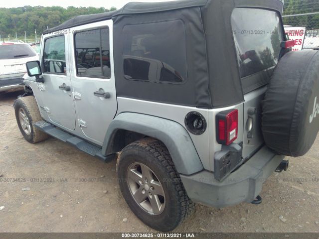 Photo 2 VIN: 1J4BA6H16AL183582 - JEEP WRANGLER UNLIMITED 