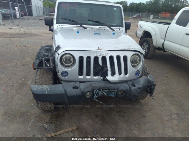 Photo 5 VIN: 1J4BA6H16AL183582 - JEEP WRANGLER UNLIMITED 