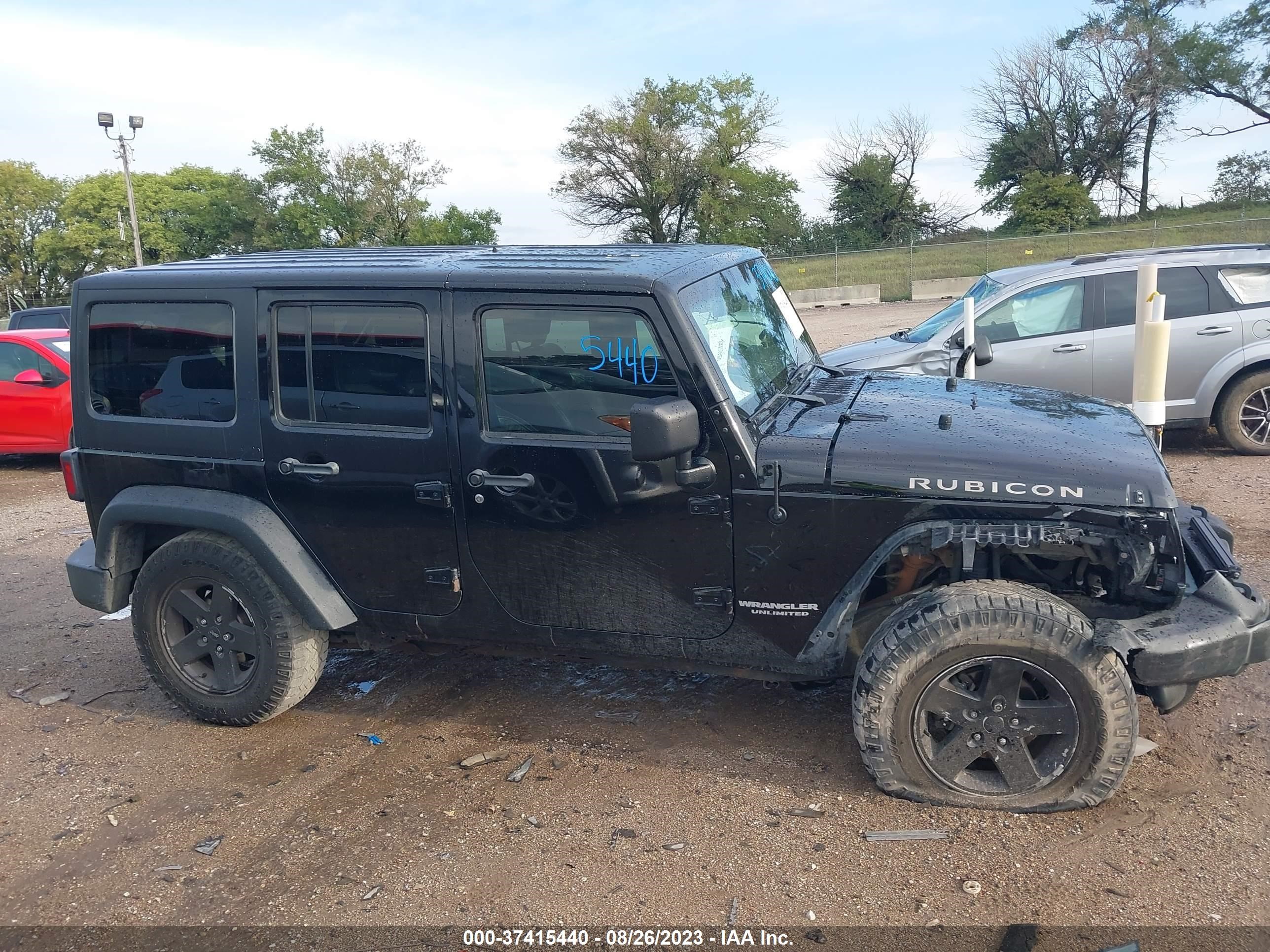 Photo 12 VIN: 1J4BA6H1XAL109792 - JEEP WRANGLER 