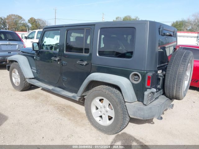 Photo 2 VIN: 1J4BB3H12AL170095 - JEEP WRANGLER UNLIMITED 