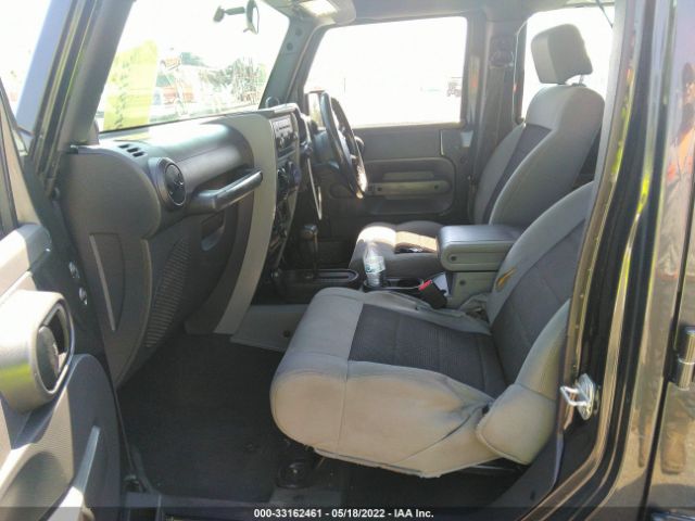 Photo 4 VIN: 1J4BZ3H19AL136344 - JEEP WRANGLER UNLIMITED 