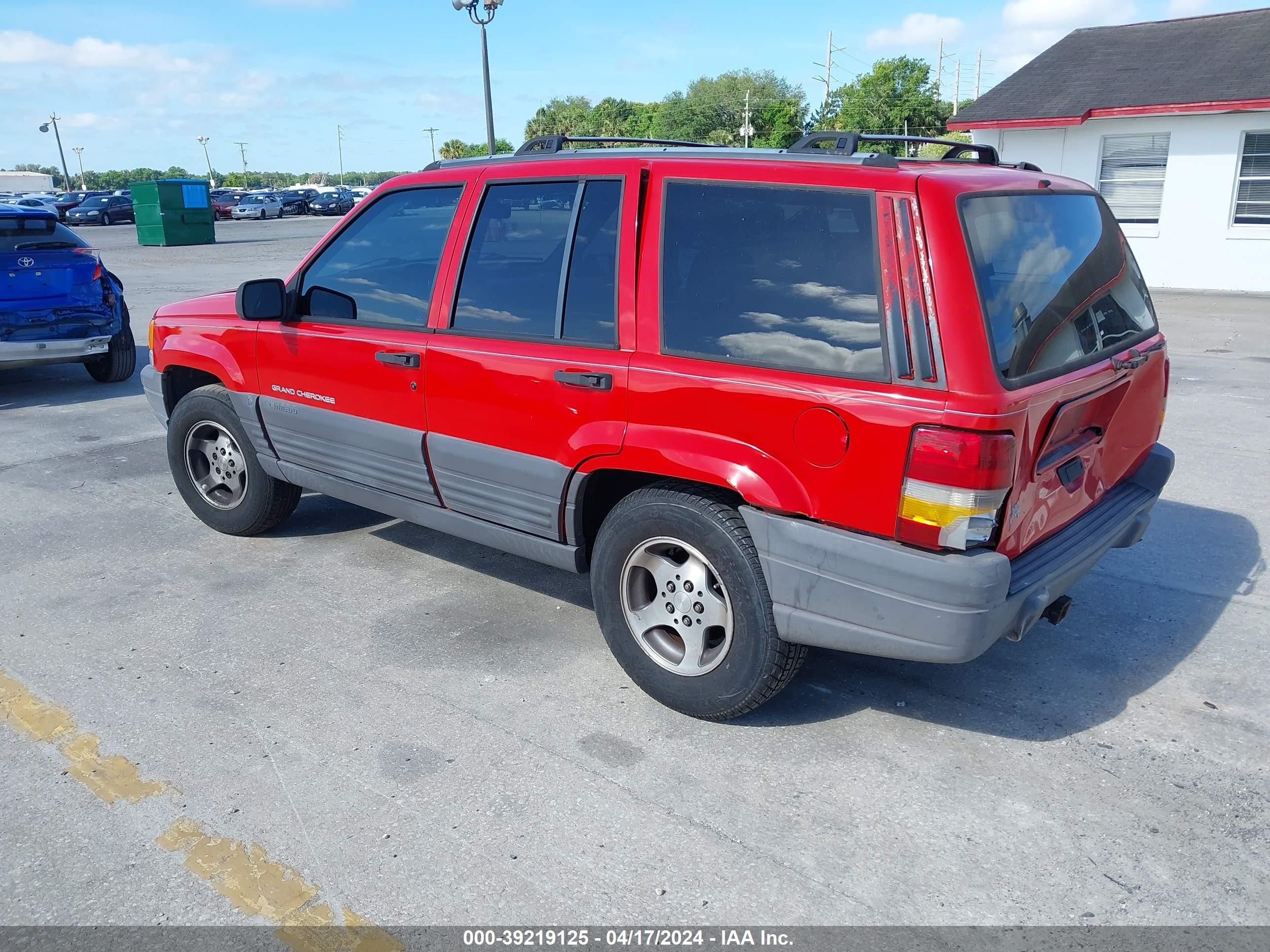 Photo 2 VIN: 1J4EX58SXTC114489 - JEEP GRAND CHEROKEE 