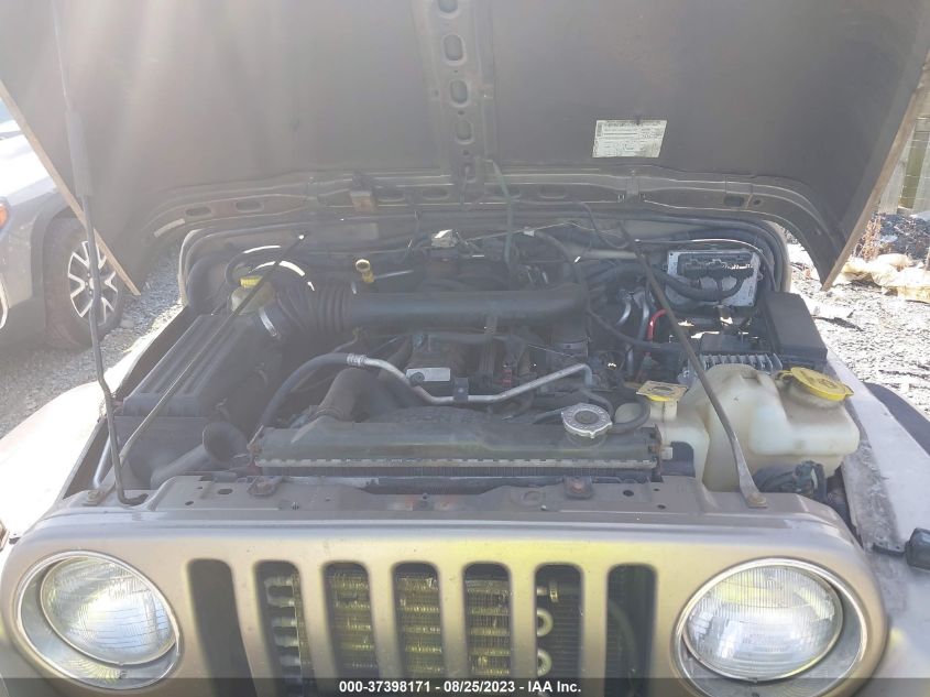 Photo 9 VIN: 1J4F449S44P744119 - JEEP WRANGLER 