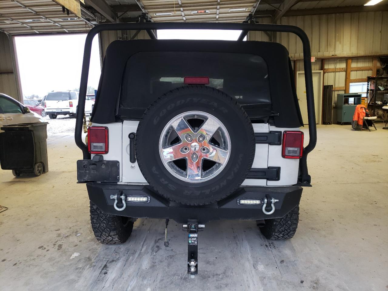 Photo 5 VIN: 1J4FA24108L528745 - JEEP WRANGLER 