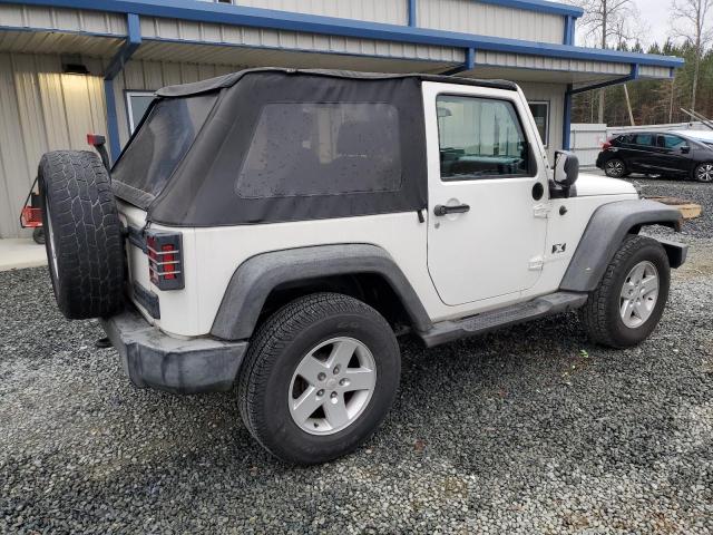 Photo 2 VIN: 1J4FA24118L627364 - JEEP WRANGLER 