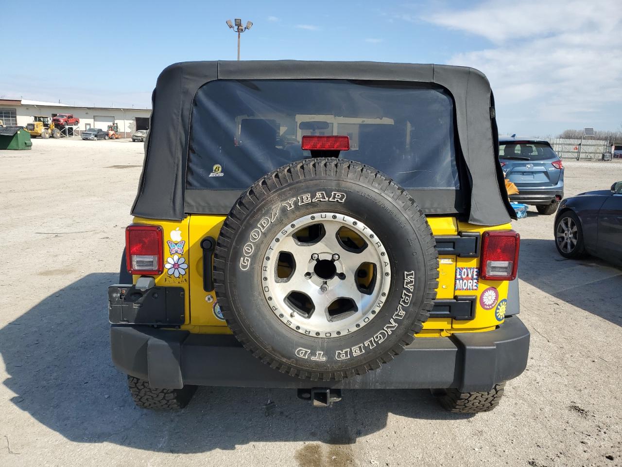 Photo 5 VIN: 1J4FA24119L754374 - JEEP WRANGLER 