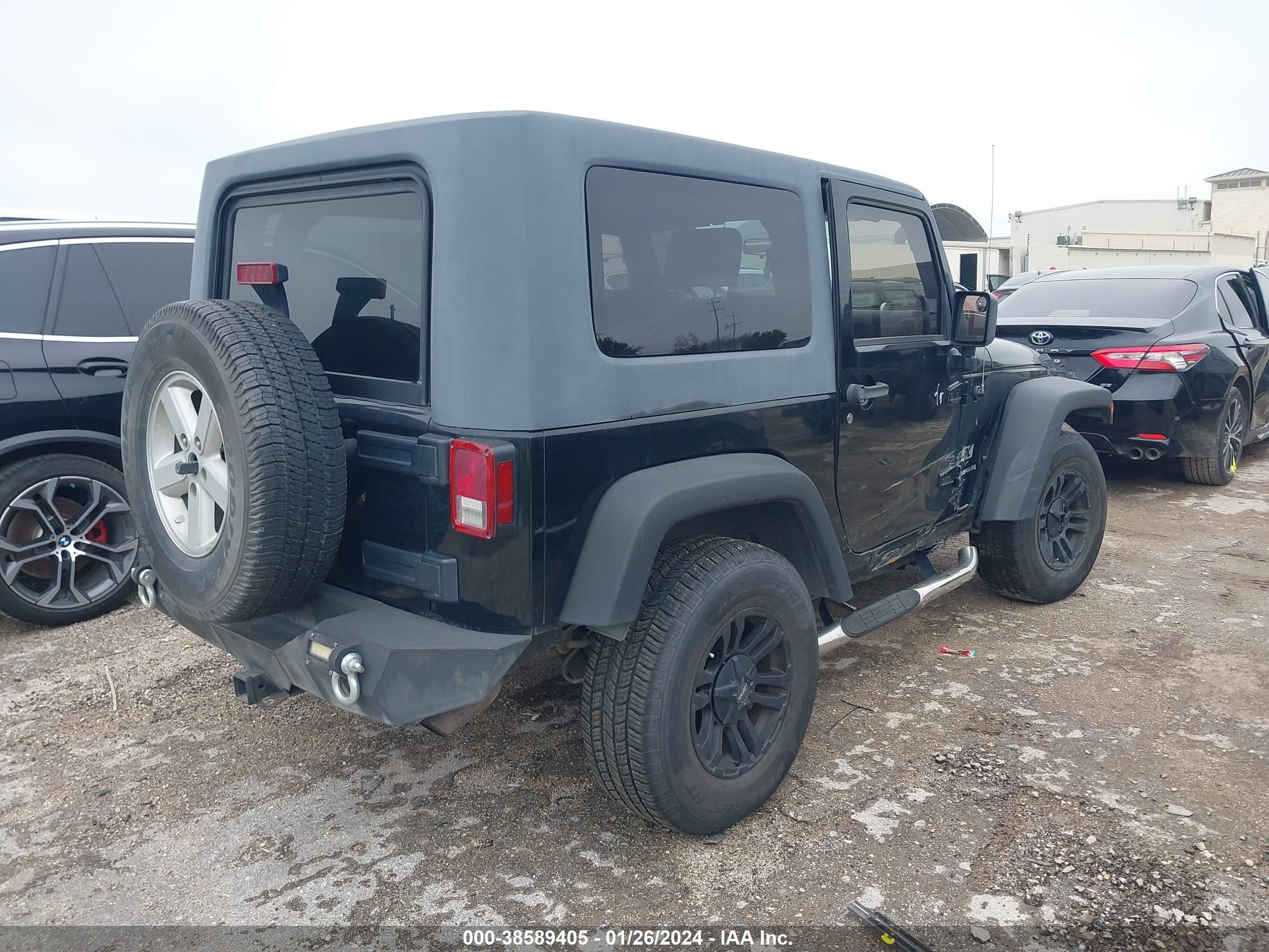 Photo 3 VIN: 1J4FA24137L111926 - JEEP WRANGLER 