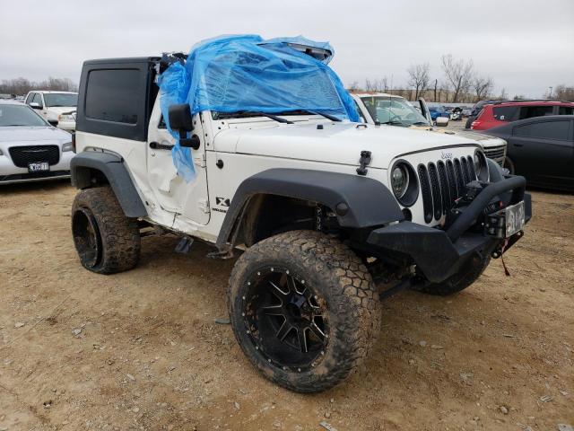 Photo 3 VIN: 1J4FA24138L548536 - JEEP WRANGLER X 