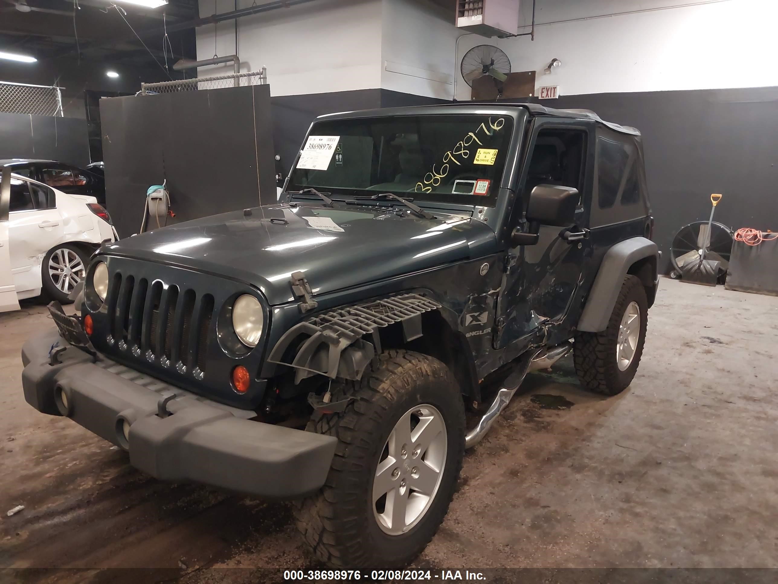 Photo 1 VIN: 1J4FA24147L107092 - JEEP WRANGLER 