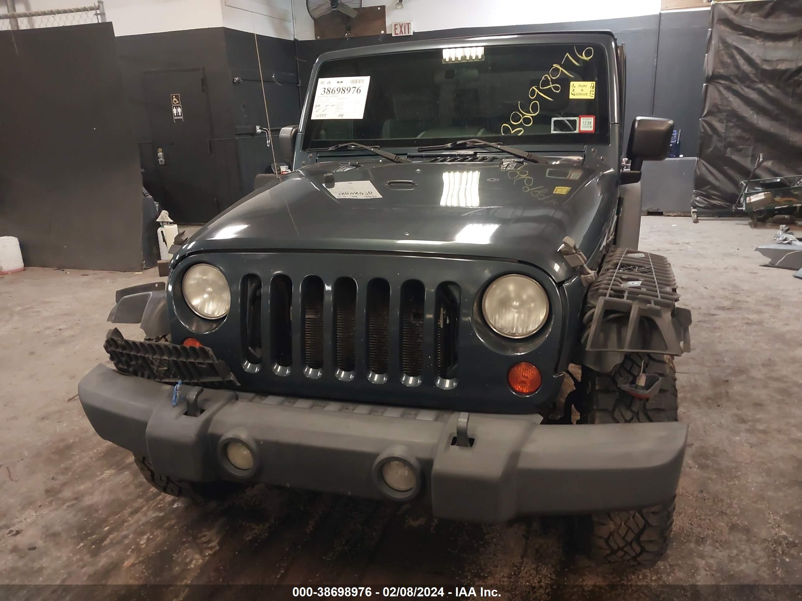 Photo 12 VIN: 1J4FA24147L107092 - JEEP WRANGLER 