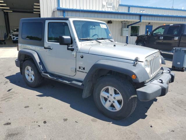 Photo 3 VIN: 1J4FA24147L118352 - JEEP WRANGLER 