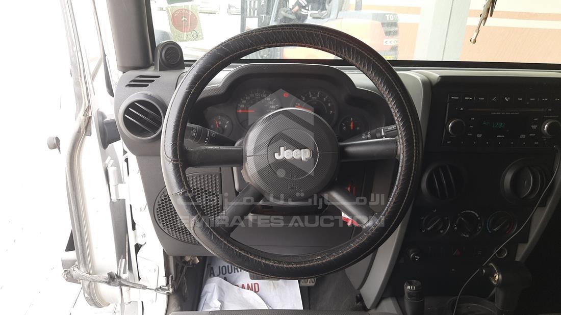 Photo 13 VIN: 1J4FA24147L165574 - JEEP WRANGLER 