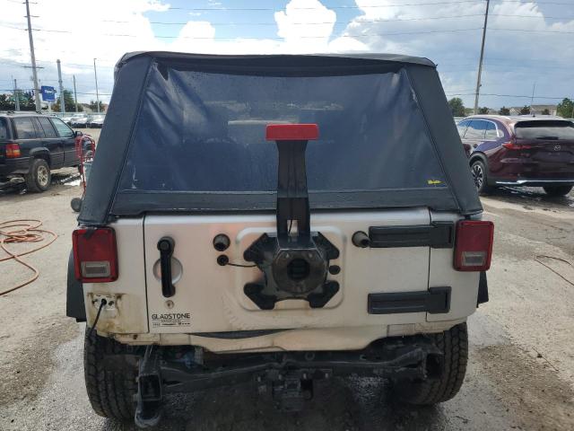 Photo 5 VIN: 1J4FA24149L715102 - JEEP WRANGLER X 