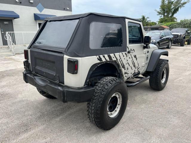 Photo 2 VIN: 1J4FA24157L109062 - JEEP WRANGLER X 