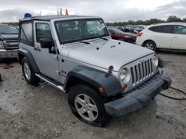 Photo 3 VIN: 1J4FA24158L548201 - JEEP WRANGLER X 