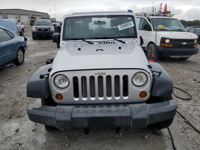 Photo 4 VIN: 1J4FA24158L548201 - JEEP WRANGLER X 