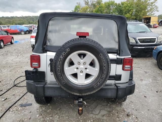 Photo 5 VIN: 1J4FA24158L548201 - JEEP WRANGLER X 