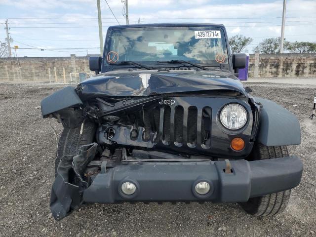 Photo 4 VIN: 1J4FA24158L632938 - JEEP WRANGLER 