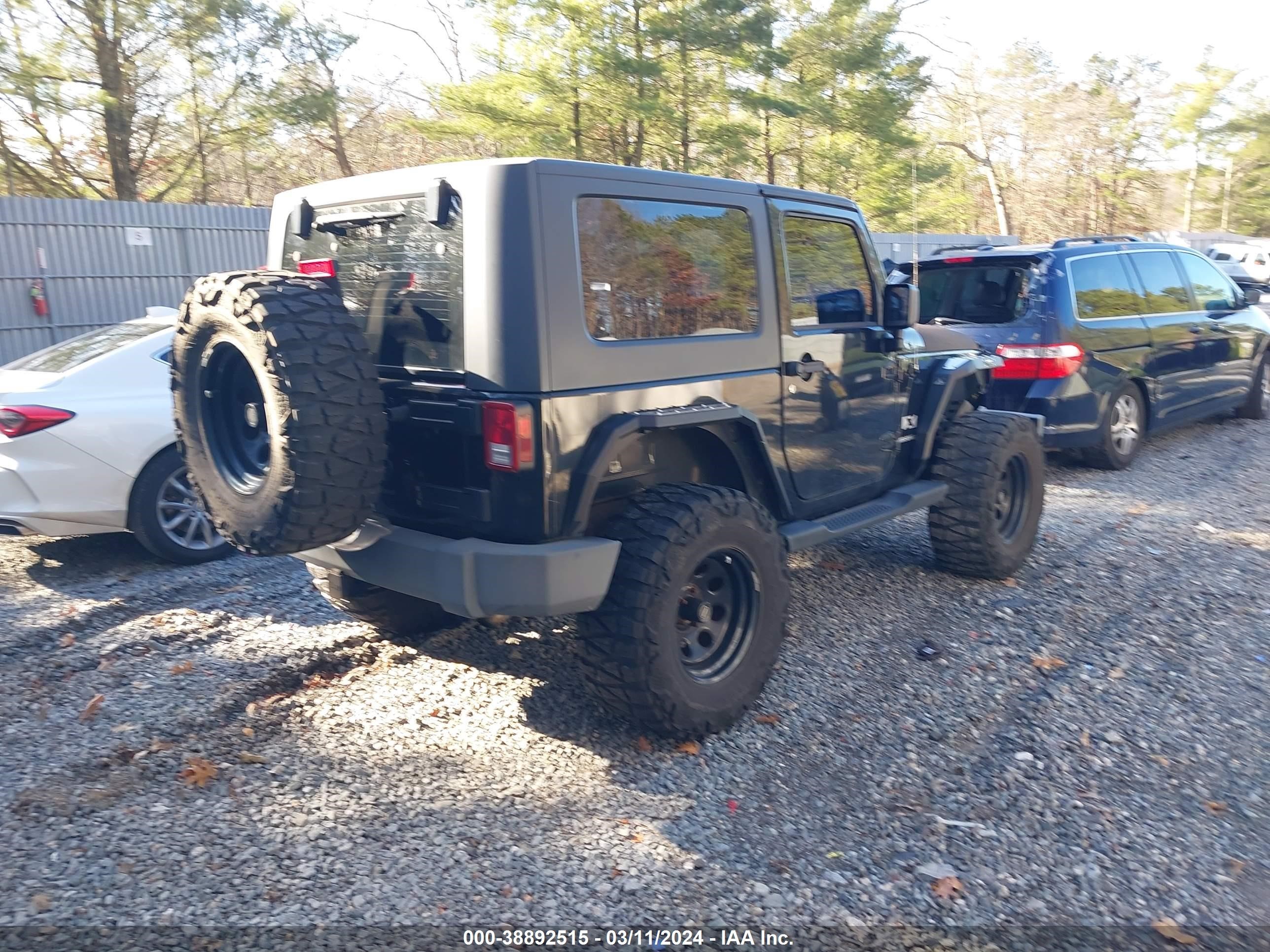 Photo 3 VIN: 1J4FA24168L538406 - JEEP WRANGLER 