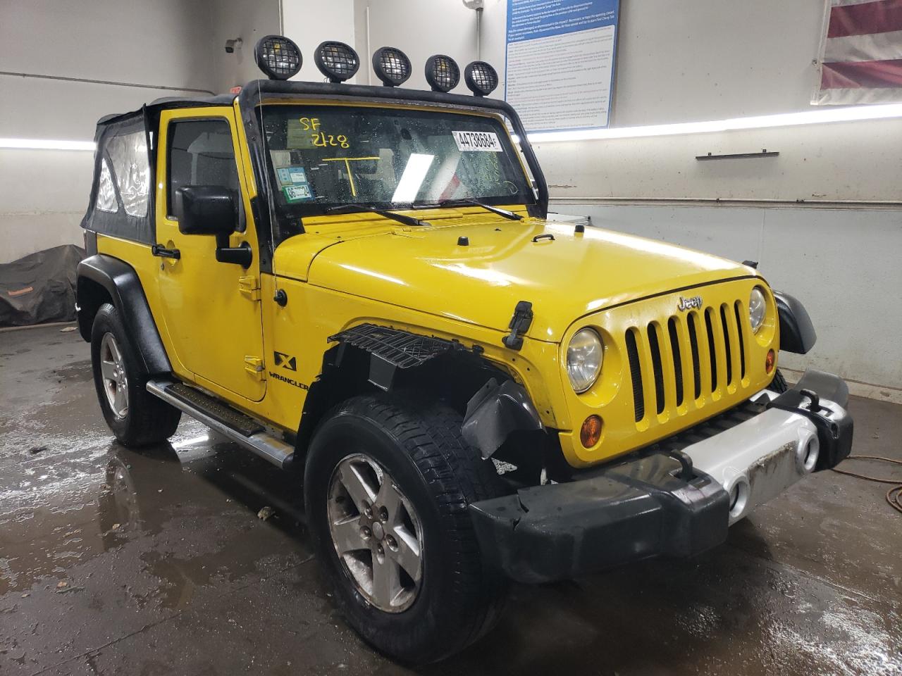 Photo 3 VIN: 1J4FA24168L627229 - JEEP WRANGLER 