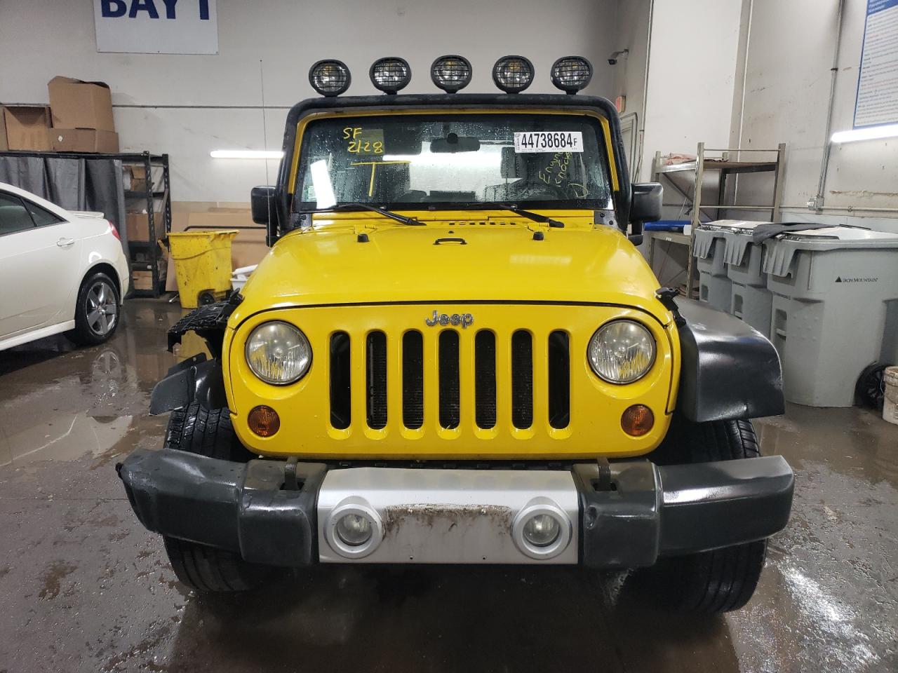 Photo 4 VIN: 1J4FA24168L627229 - JEEP WRANGLER 