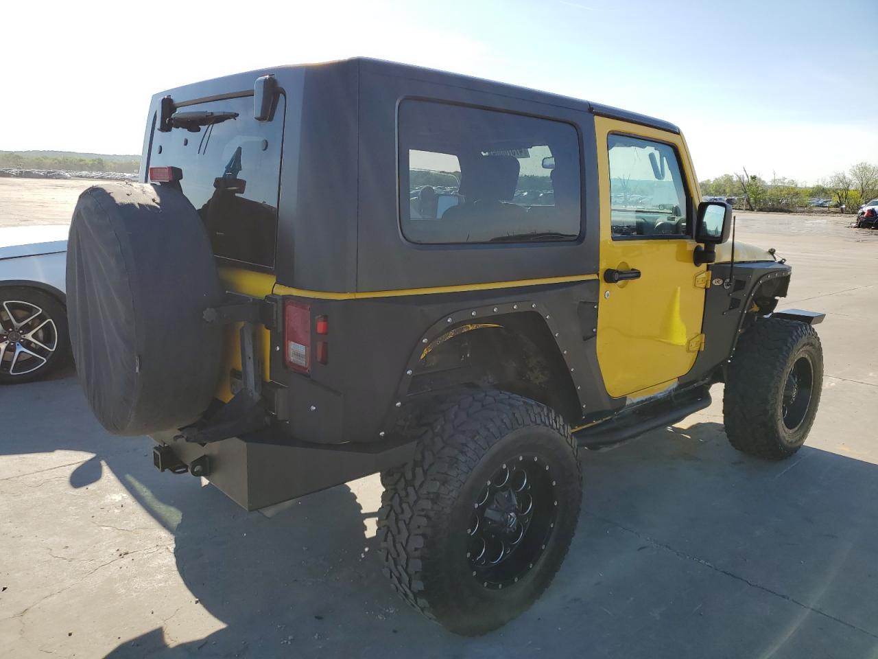 Photo 2 VIN: 1J4FA24169L774037 - JEEP WRANGLER 