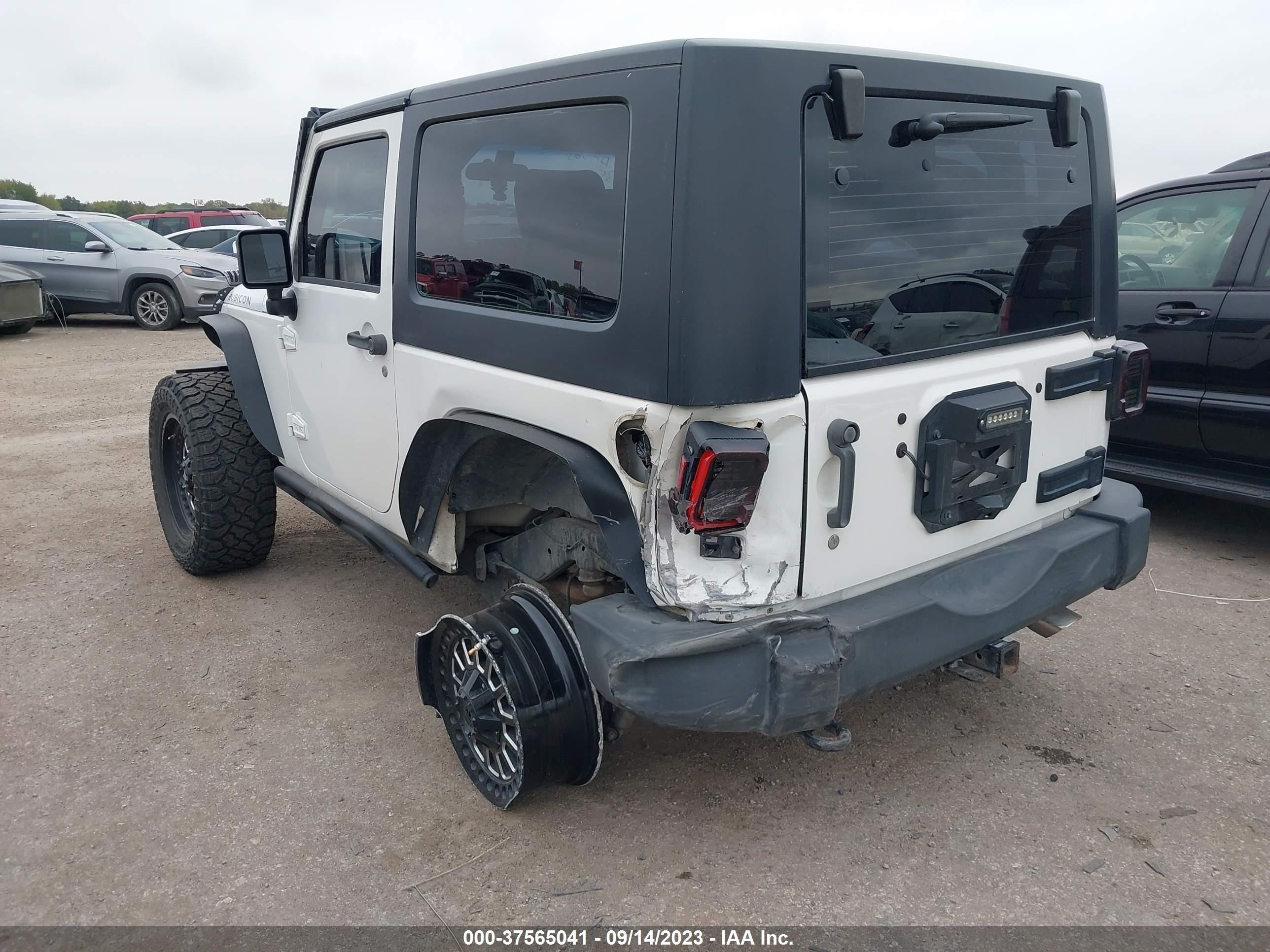 Photo 5 VIN: 1J4FA24179L728975 - JEEP WRANGLER 