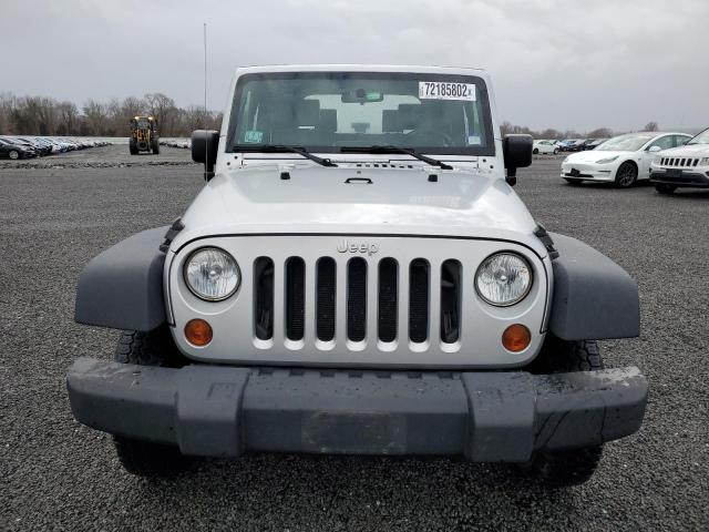 Photo 4 VIN: 1J4FA24179L759711 - JEEP WRANGLER X 