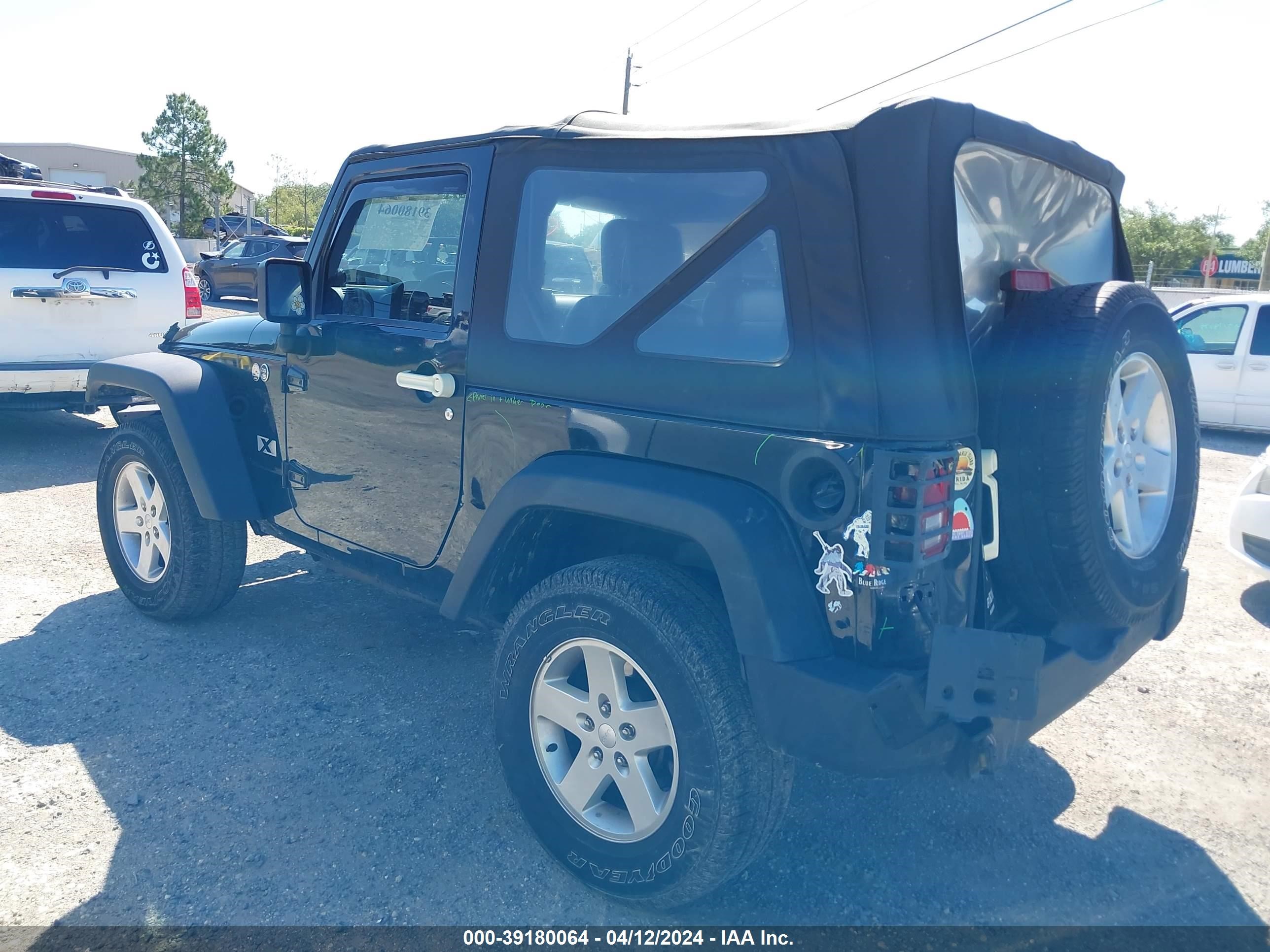 Photo 2 VIN: 1J4FA24179L789078 - JEEP WRANGLER 