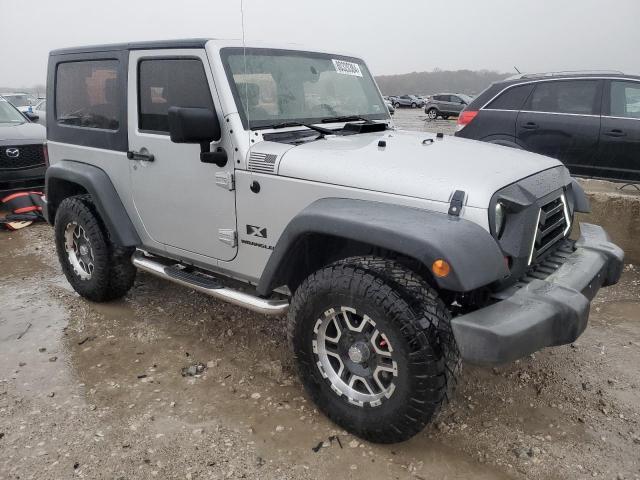 Photo 3 VIN: 1J4FA24189L729875 - JEEP WRANGLER X 