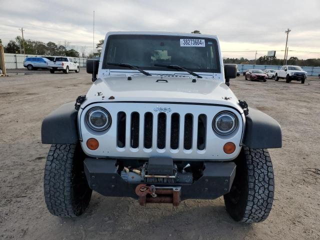 Photo 4 VIN: 1J4FA24189L748135 - JEEP WRANGLER 