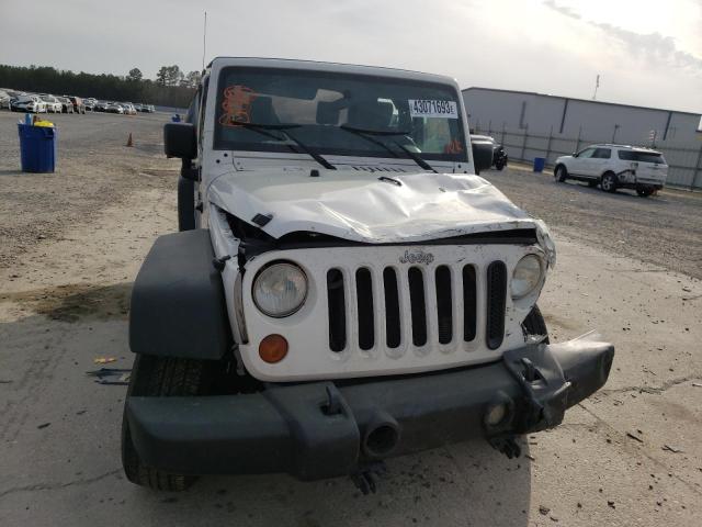 Photo 4 VIN: 1J4FA24198L643974 - JEEP WRANGLER 