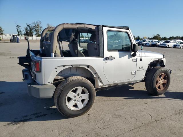 Photo 2 VIN: 1J4FA24199L733627 - JEEP WRANGLER X 