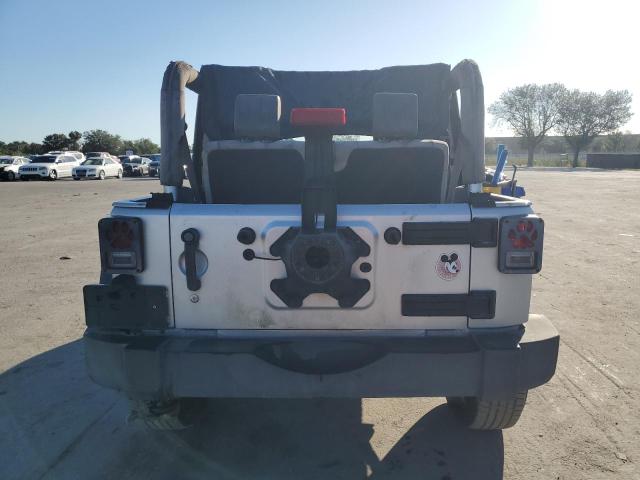 Photo 5 VIN: 1J4FA24199L733627 - JEEP WRANGLER X 