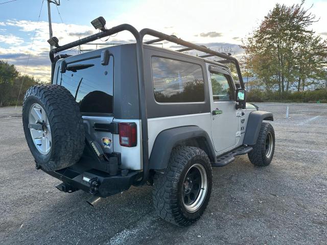 Photo 3 VIN: 1J4FA24199L772475 - JEEP WRANGLER X 