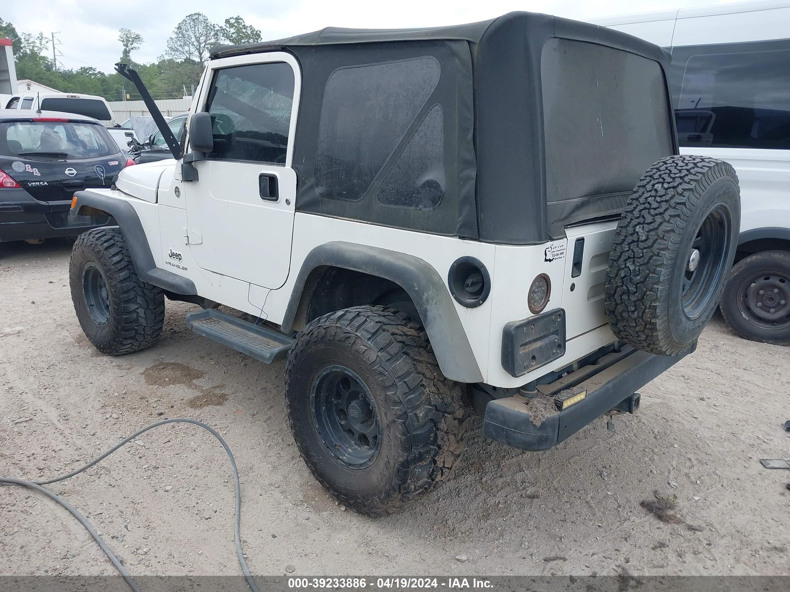 Photo 2 VIN: 1J4FA29155P324729 - JEEP WRANGLER 