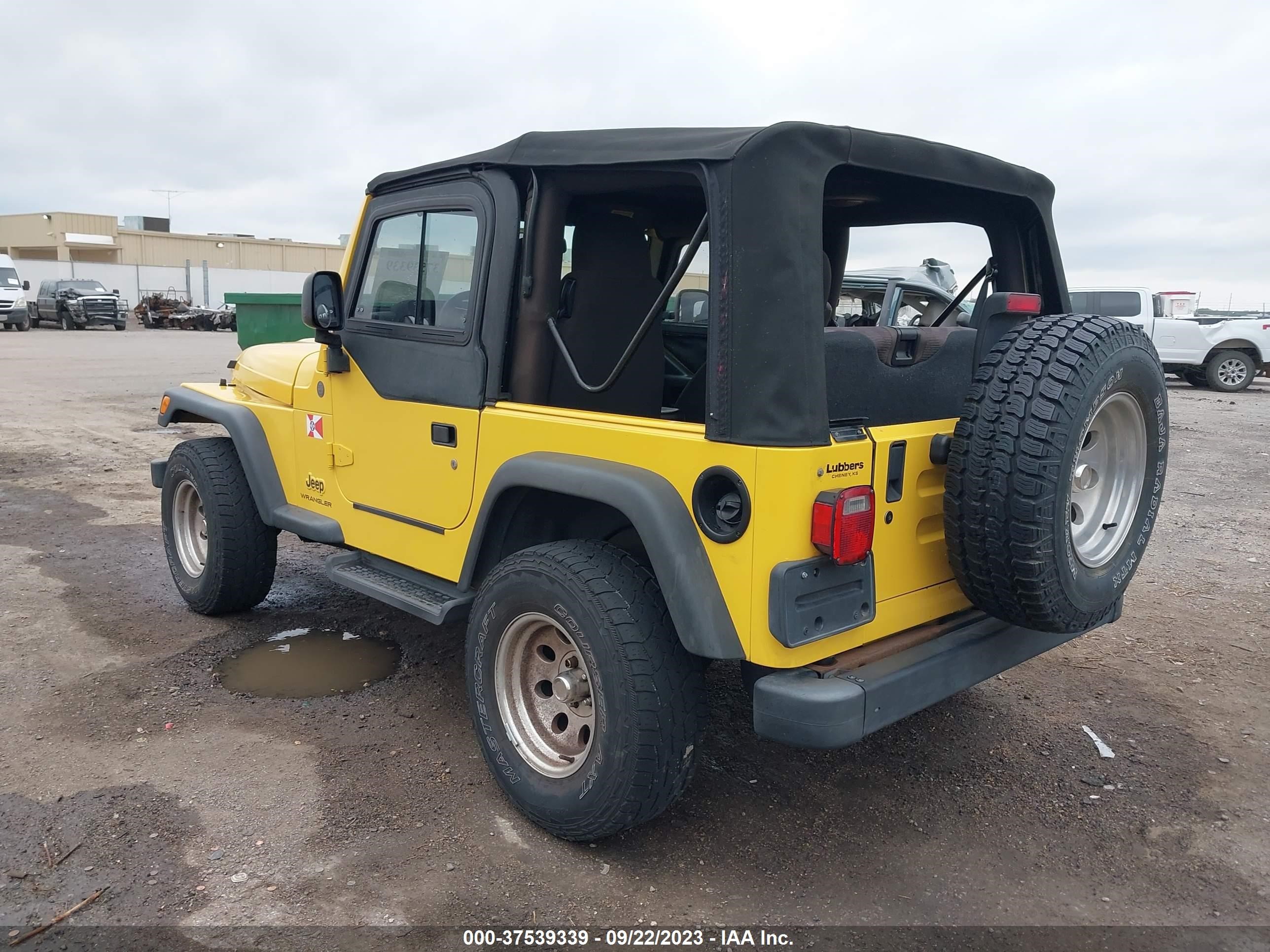 Photo 2 VIN: 1J4FA29184P796485 - JEEP WRANGLER 