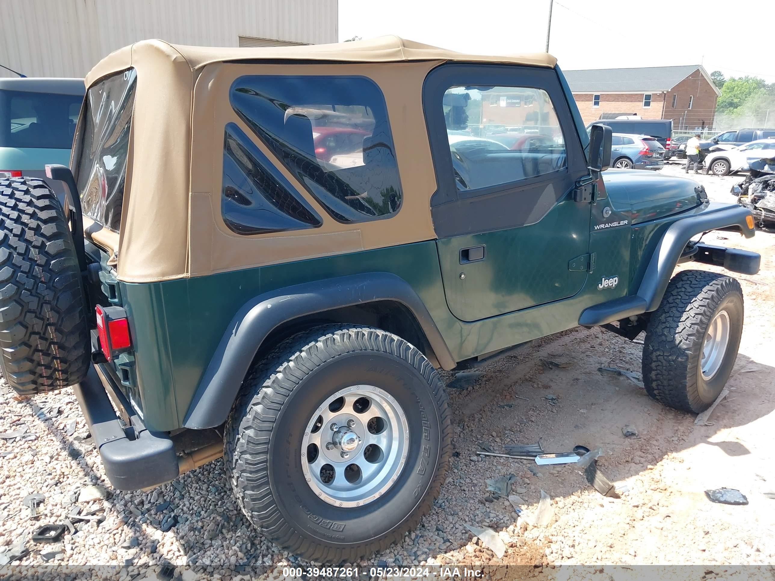 Photo 3 VIN: 1J4FA29P41P317866 - JEEP WRANGLER 