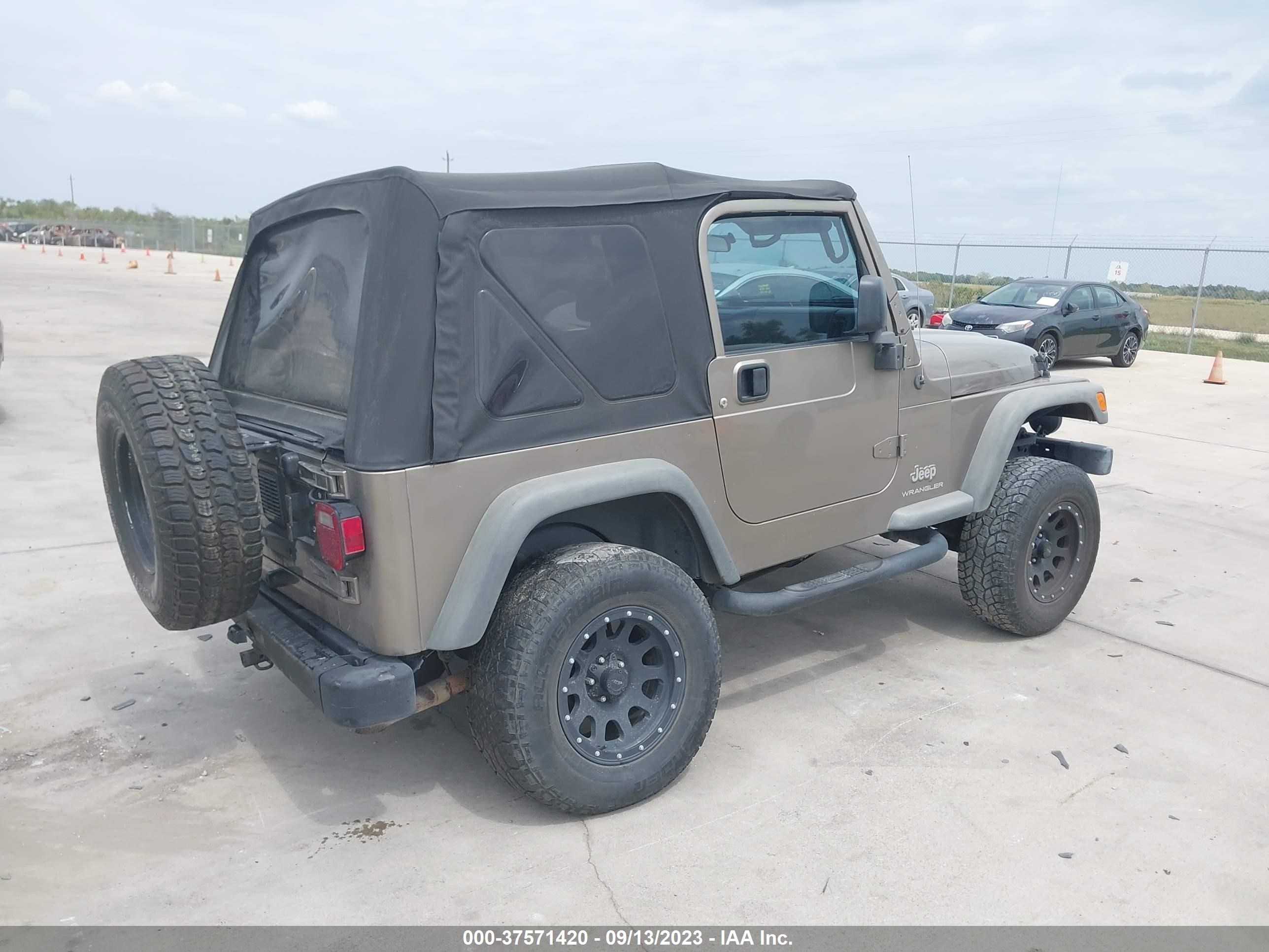 Photo 3 VIN: 1J4FA39S03P347959 - JEEP WRANGLER 