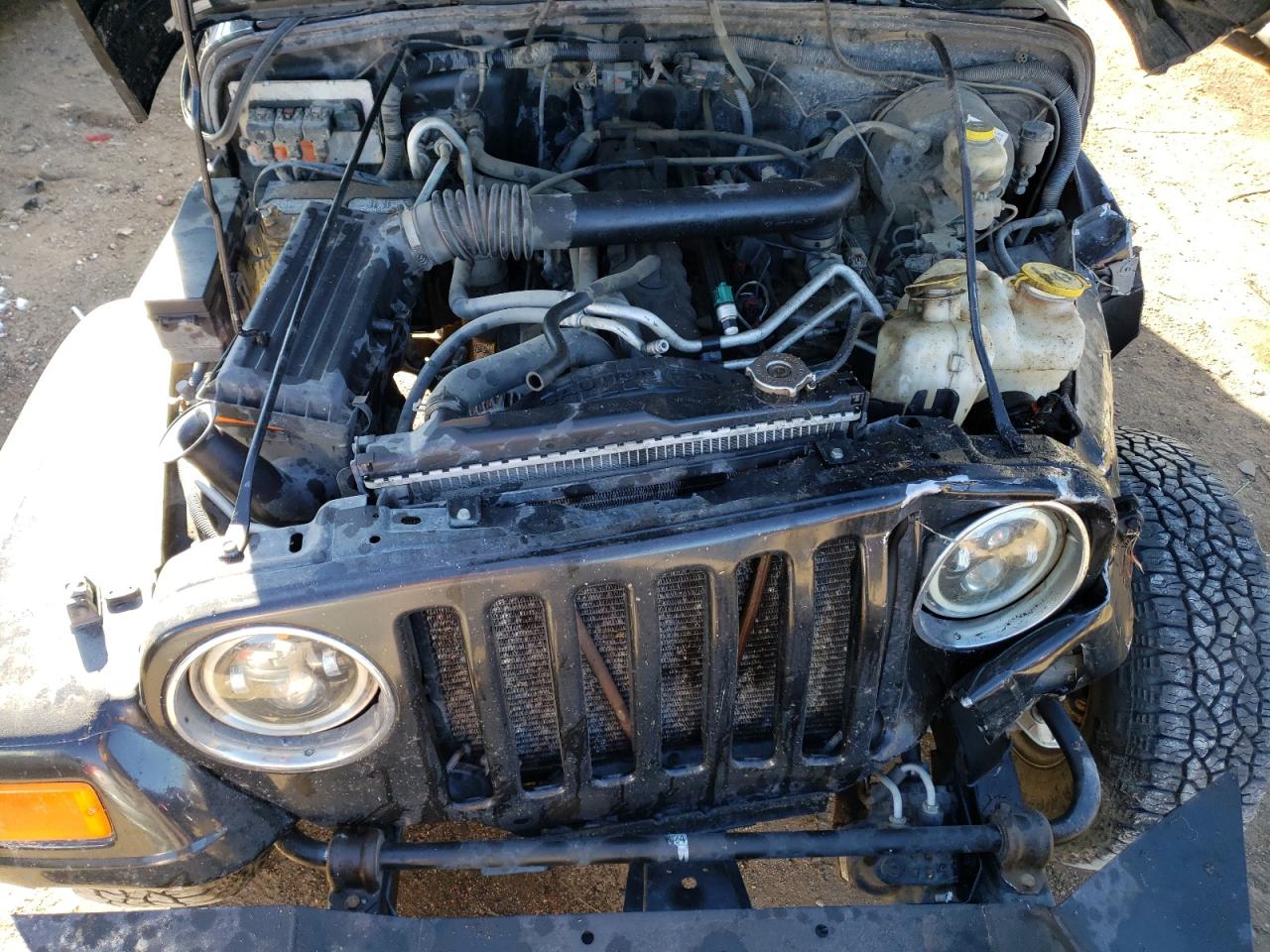 Photo 10 VIN: 1J4FA39S15P388717 - JEEP WRANGLER 