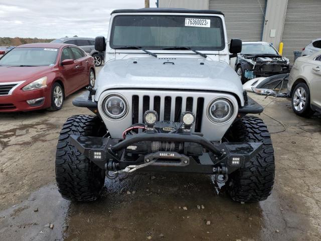 Photo 4 VIN: 1J4FA39S24P733901 - JEEP WRANGLER 