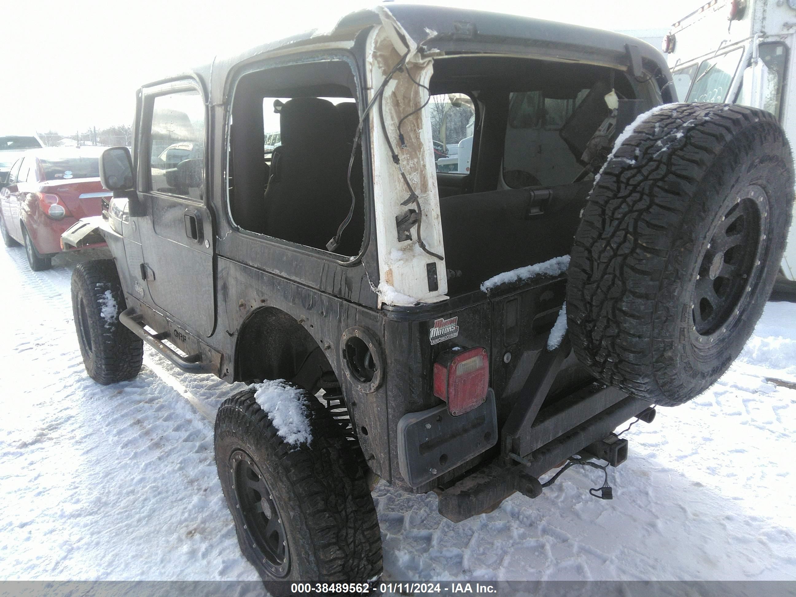 Photo 2 VIN: 1J4FA39S24P754022 - JEEP WRANGLER 