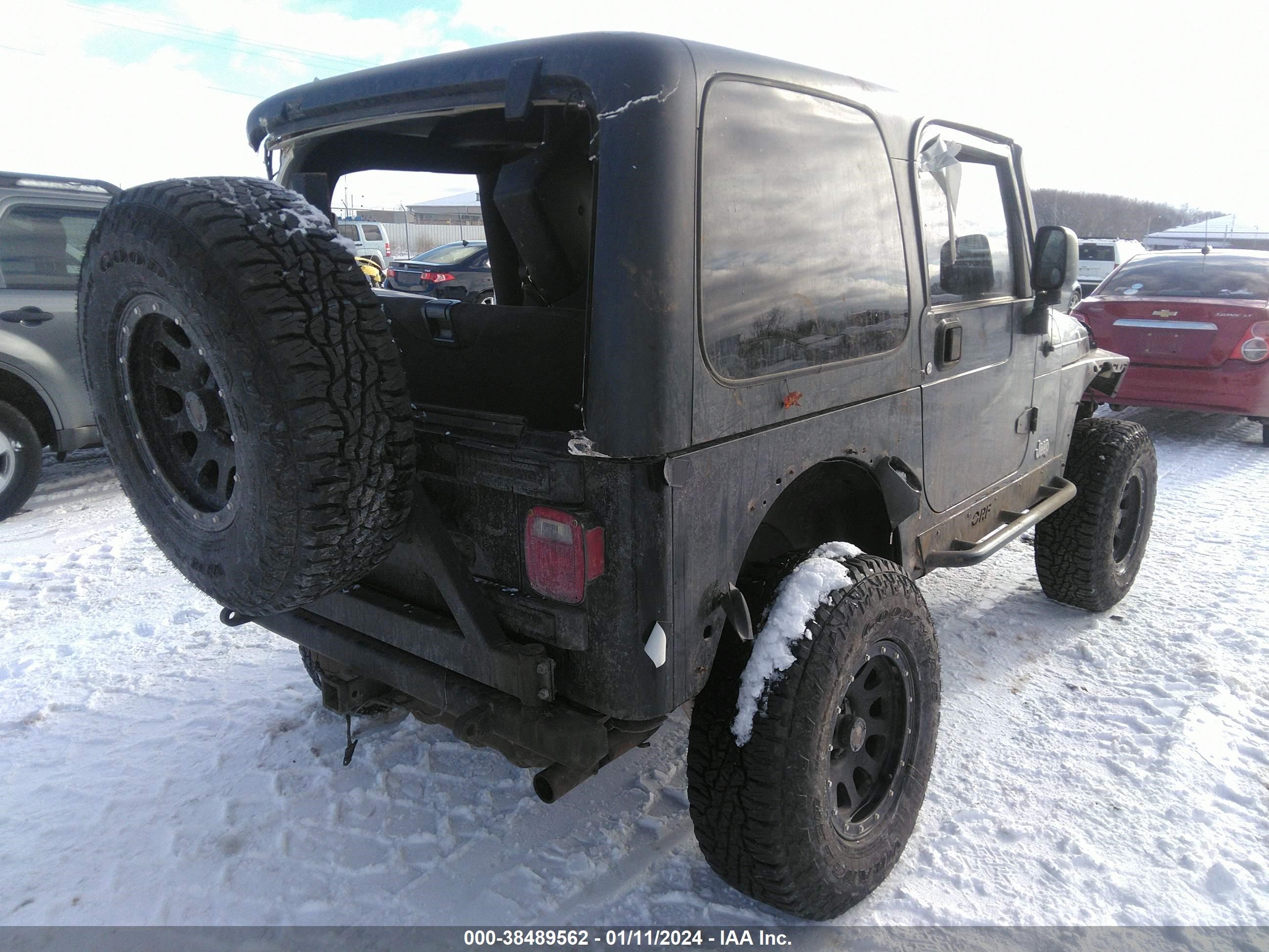 Photo 3 VIN: 1J4FA39S24P754022 - JEEP WRANGLER 