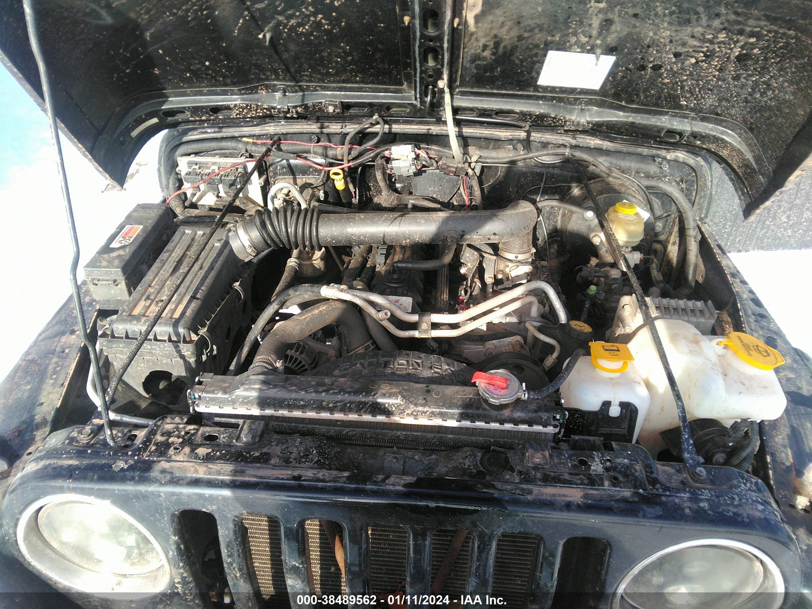 Photo 9 VIN: 1J4FA39S24P754022 - JEEP WRANGLER 