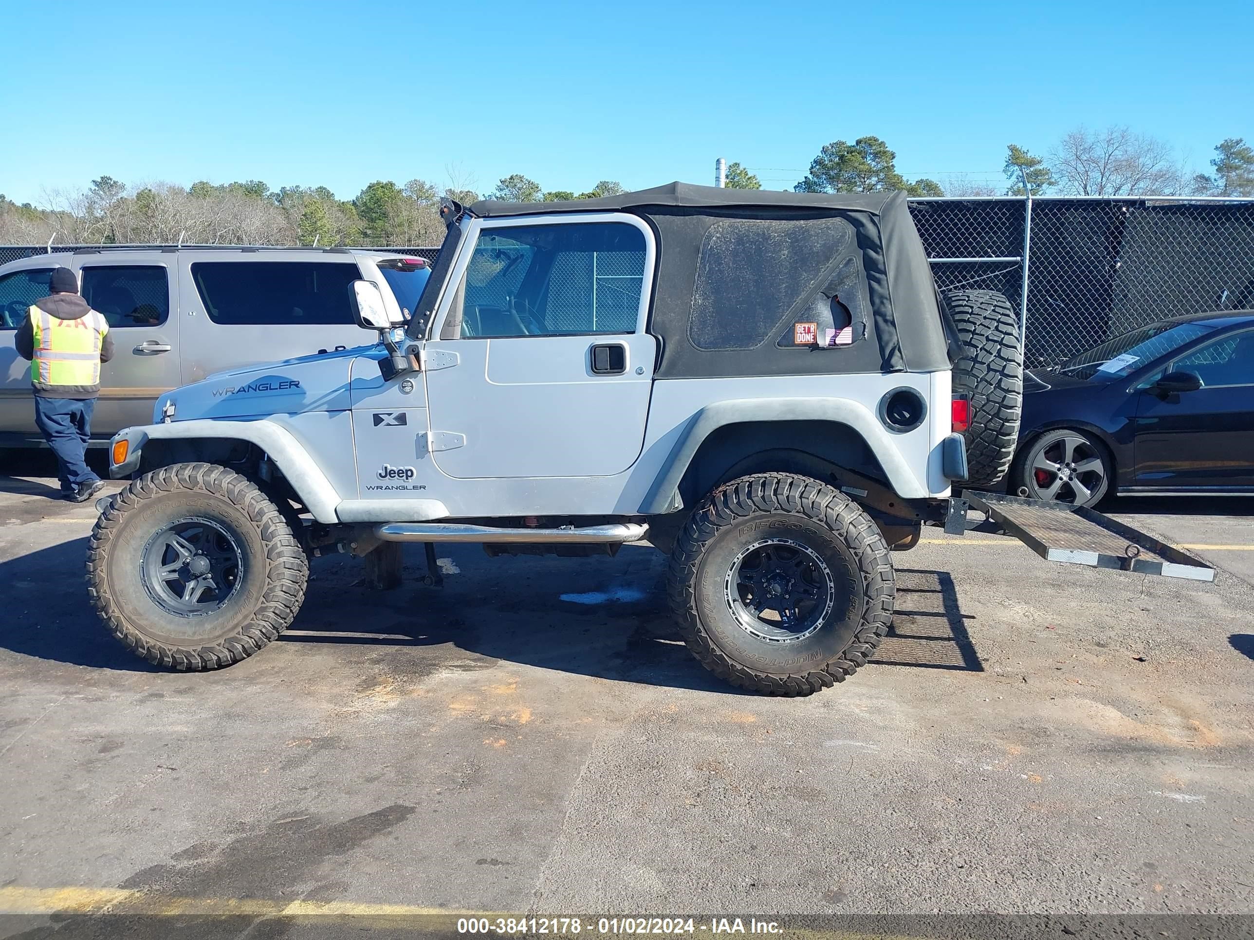 Photo 14 VIN: 1J4FA39S25P373109 - JEEP WRANGLER 