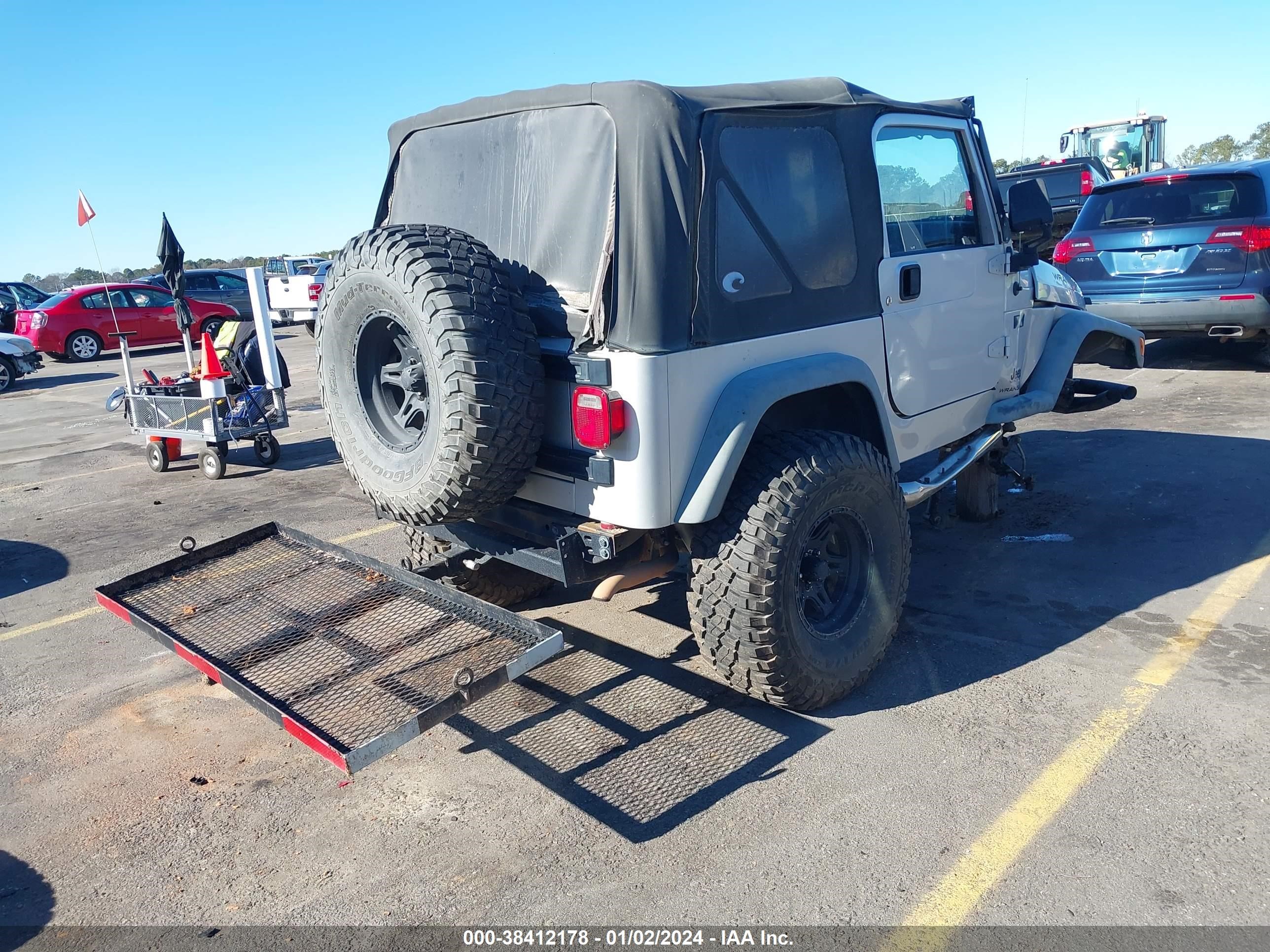 Photo 3 VIN: 1J4FA39S25P373109 - JEEP WRANGLER 