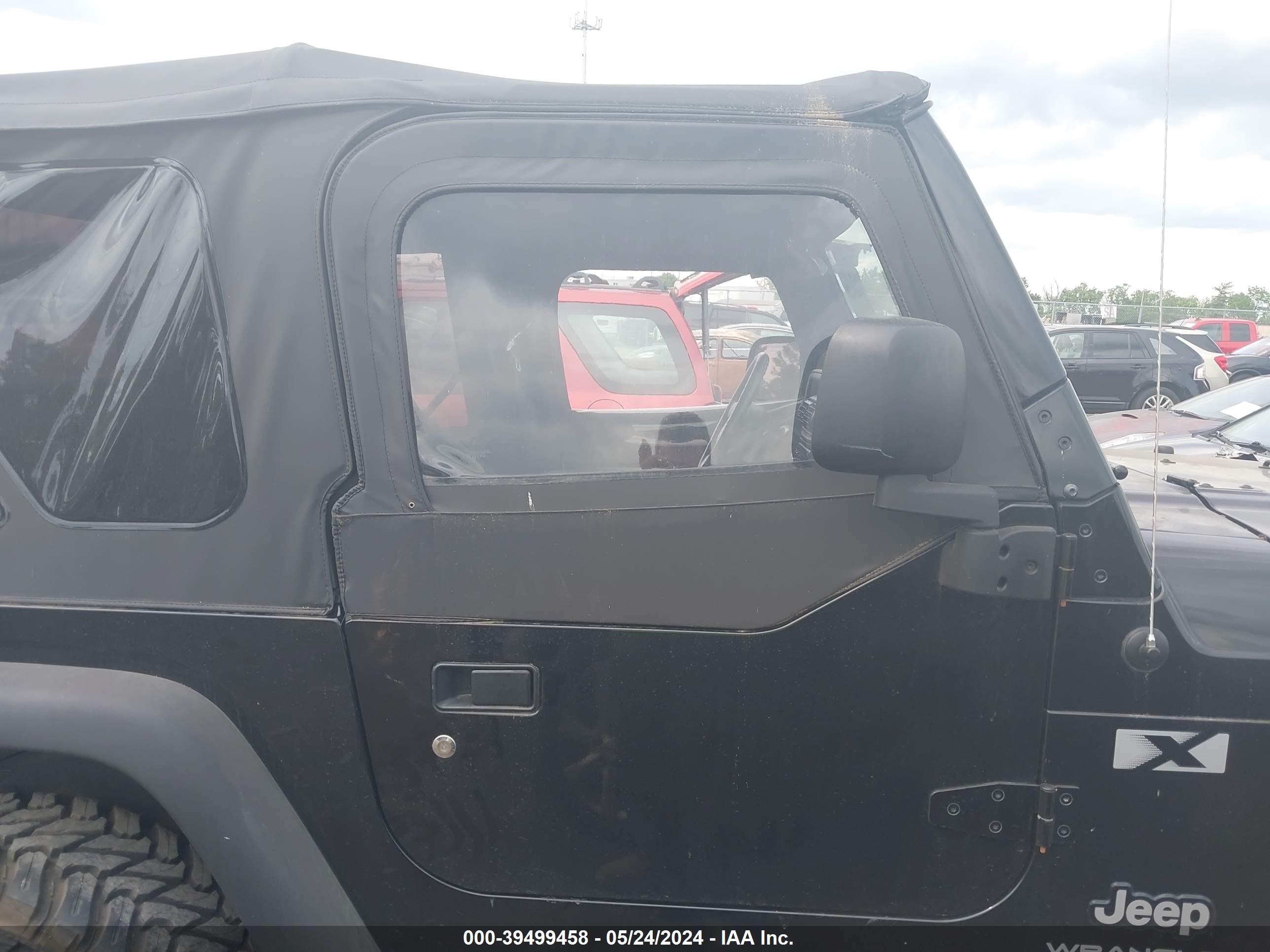 Photo 12 VIN: 1J4FA39S26P750930 - JEEP WRANGLER 